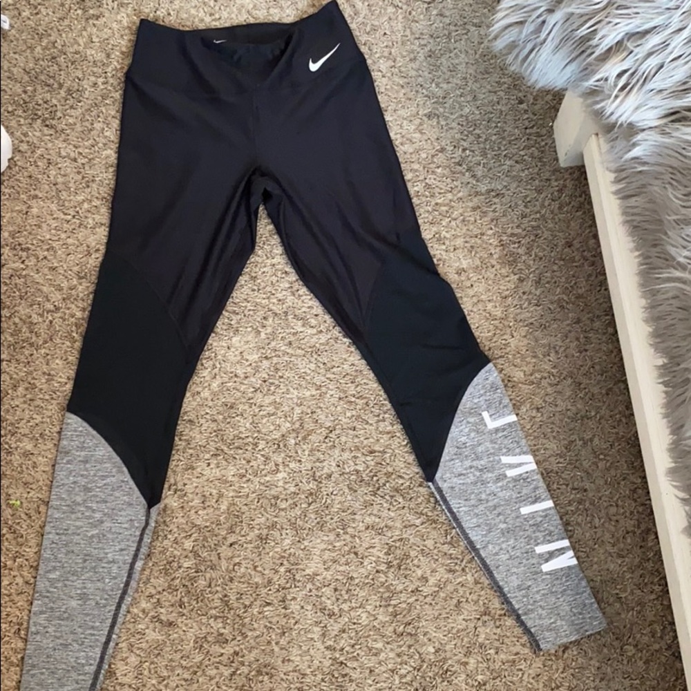 Nike leggings